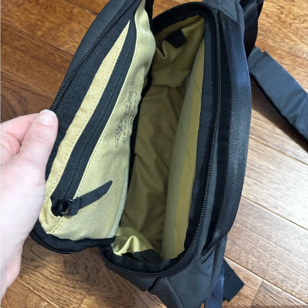 Peak Design Everyday Sling 5L Crossbody Bag